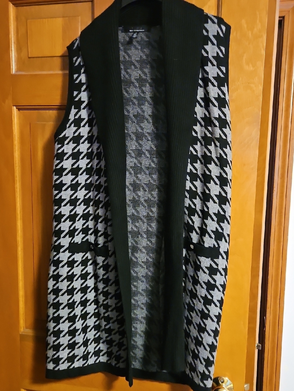 White House Black Market Black and Gray Knit Top - M
